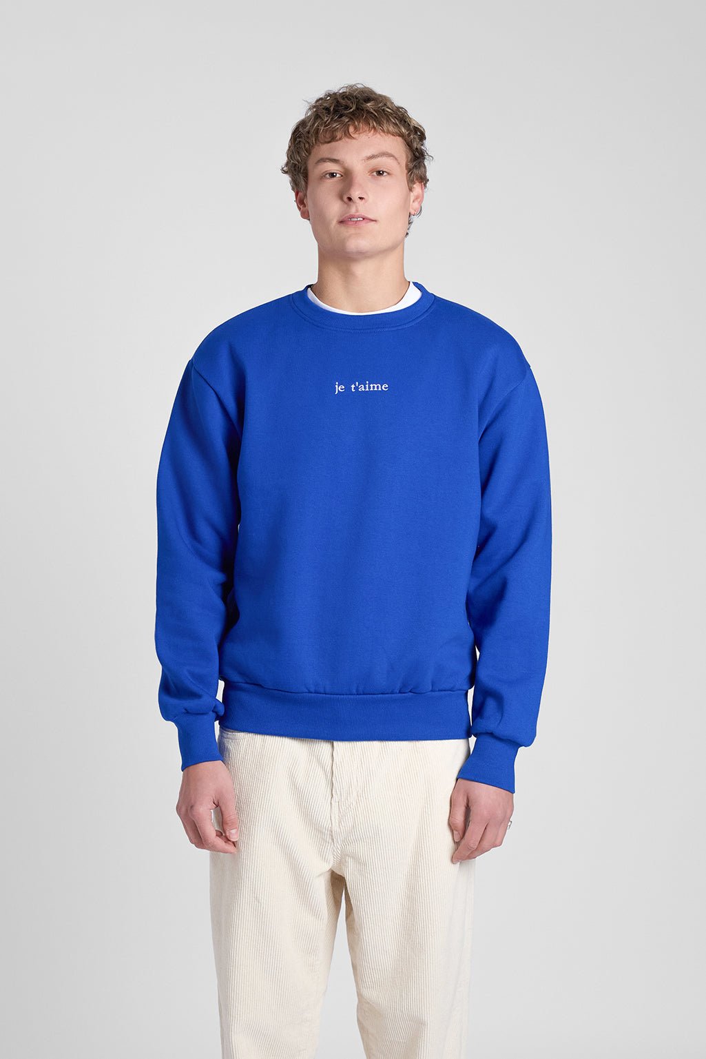 Je t'aime Crewneck | Embroidered Sweatshirt | Blue