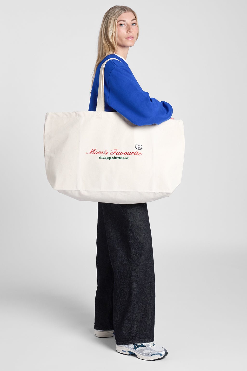 Mom's Favourite | XL Tote Bag